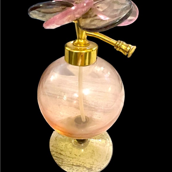 VINTAGE PINK GLASS PERFUME BOTTLE WITH FLORAL TOP - Picture 2 of 8